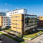 Lejlighed Quiet 2br Steps From Old Town, Parking Garage *