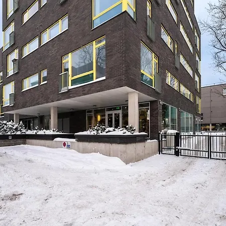 Apartment Quiet 2br Steps From Old Town, Parking Garage *