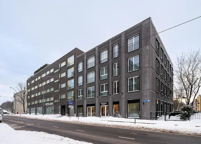 Quiet 2br Steps From Old Town, Parking Garage 탈린