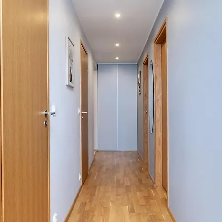דירה Quiet 2br Steps From Old Town, Parking Garage *